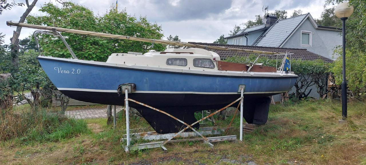 IW23-F18 - Segelbåt