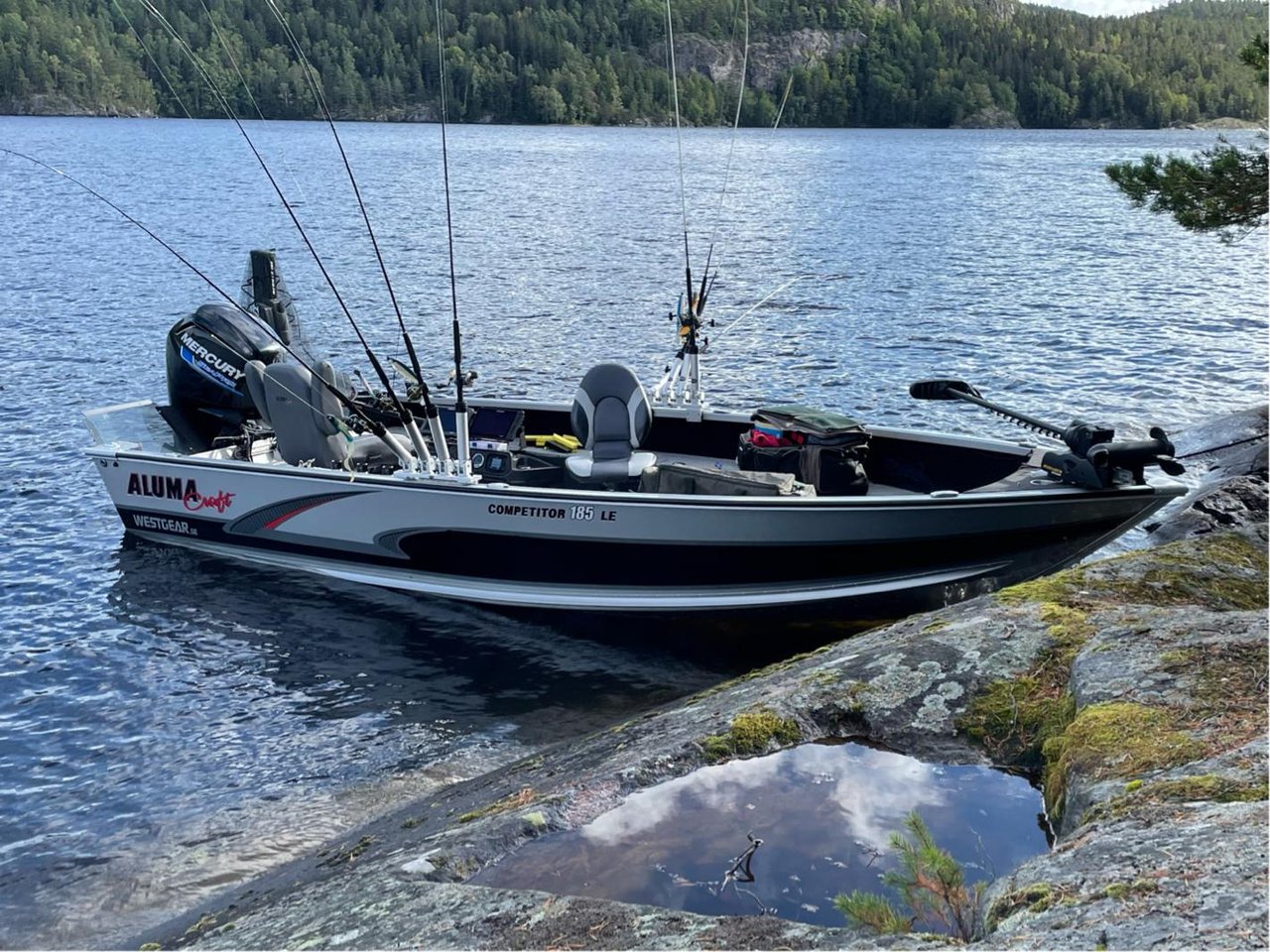 Alumacraft 185 competitor tiller