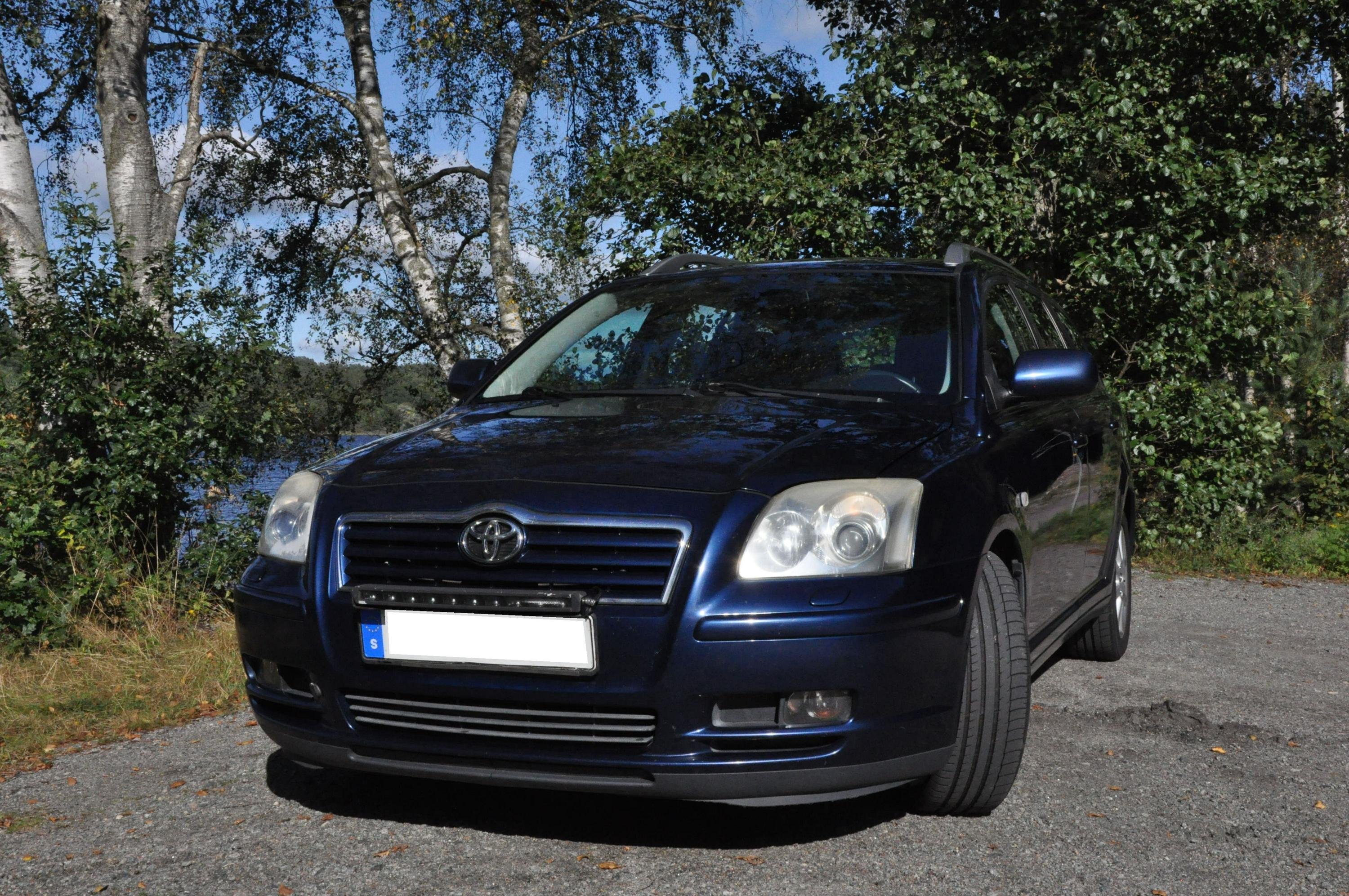 Toyota Avensis Kombi 2.0 D-4 VVT-i Manuell, 147hk, 2005