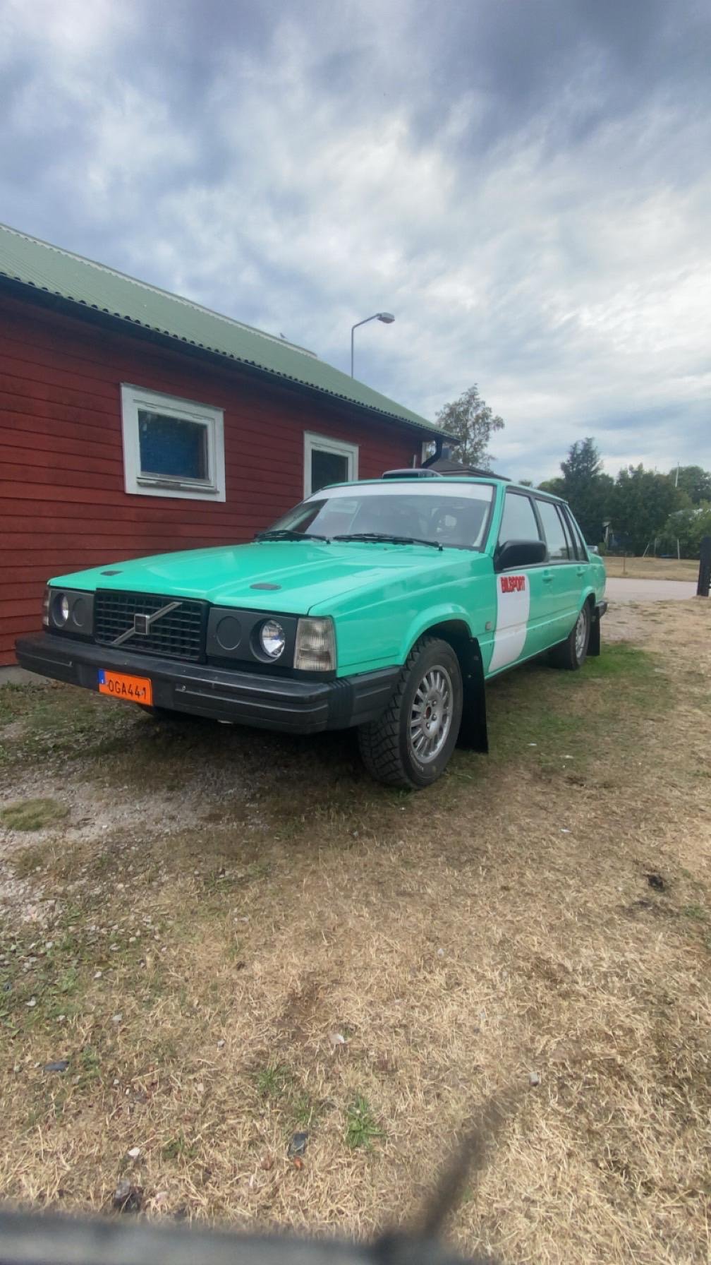 Volvo 740 2.3 Manual, 115hp, 1989