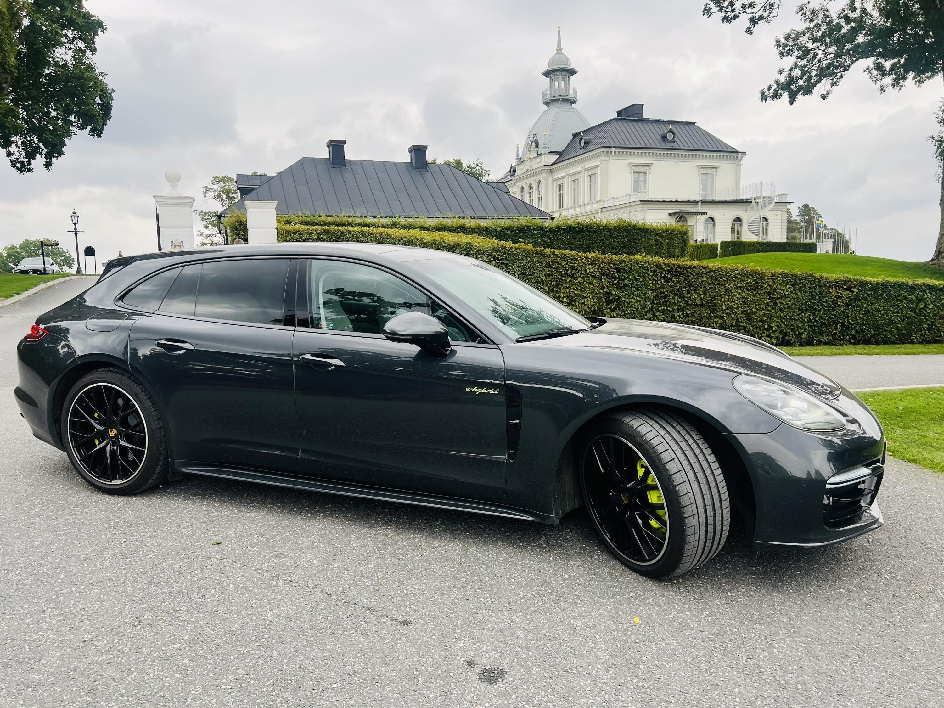 Porsche Panamera 4 E-Hybrid Sport Turismo PDK, 462hp, 2019