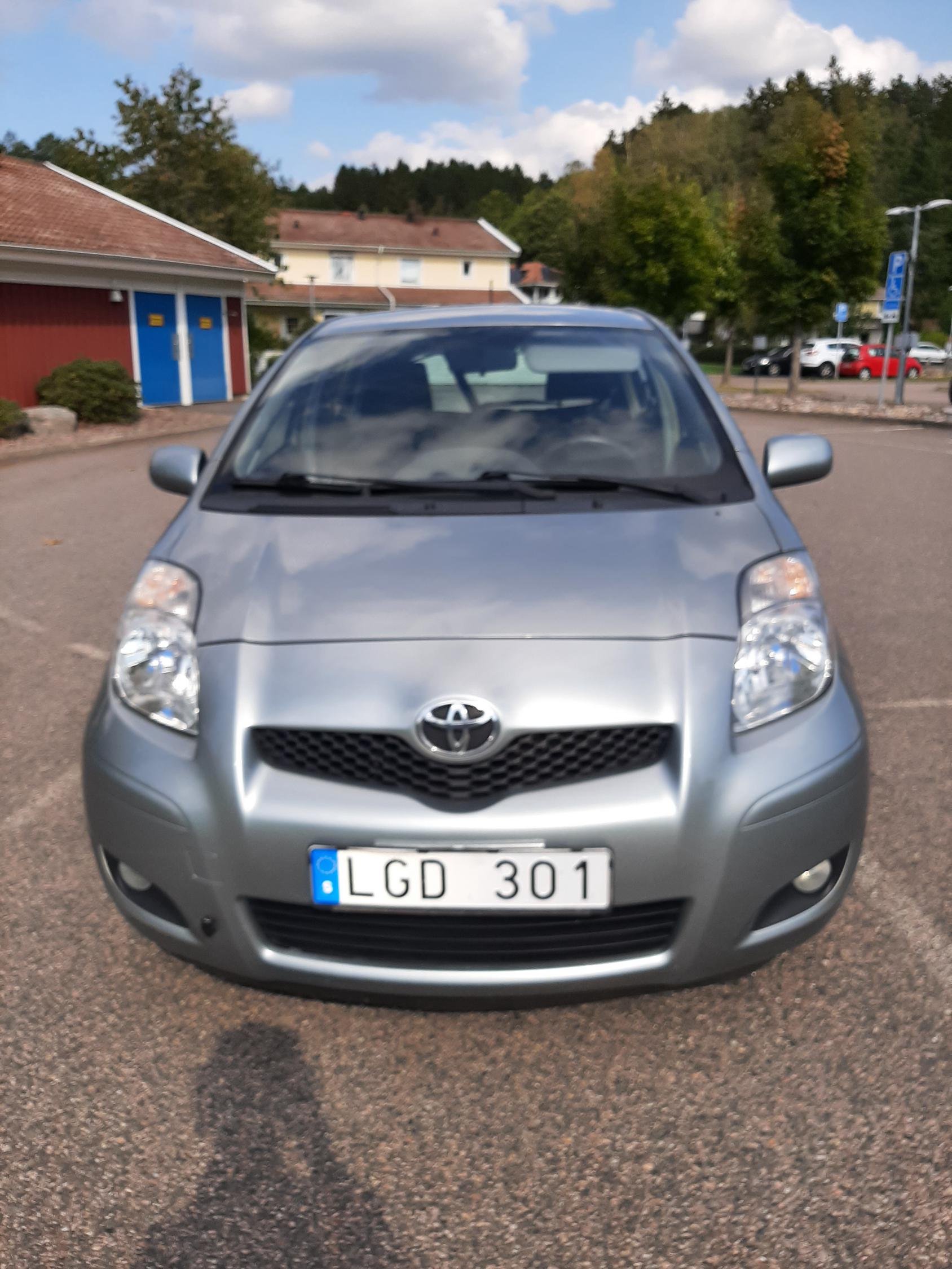 Toyota Yaris 5-door 1.33 Dual VVT-i MultiMode, 99hp, 2011
