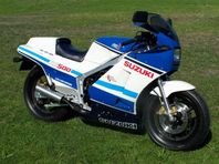 Suzuki RG500