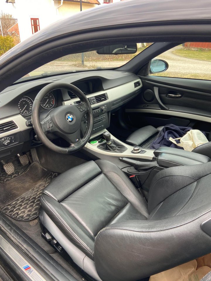 BMW 335i Coupé Manuell, 6-trinn, 306ps, 2007