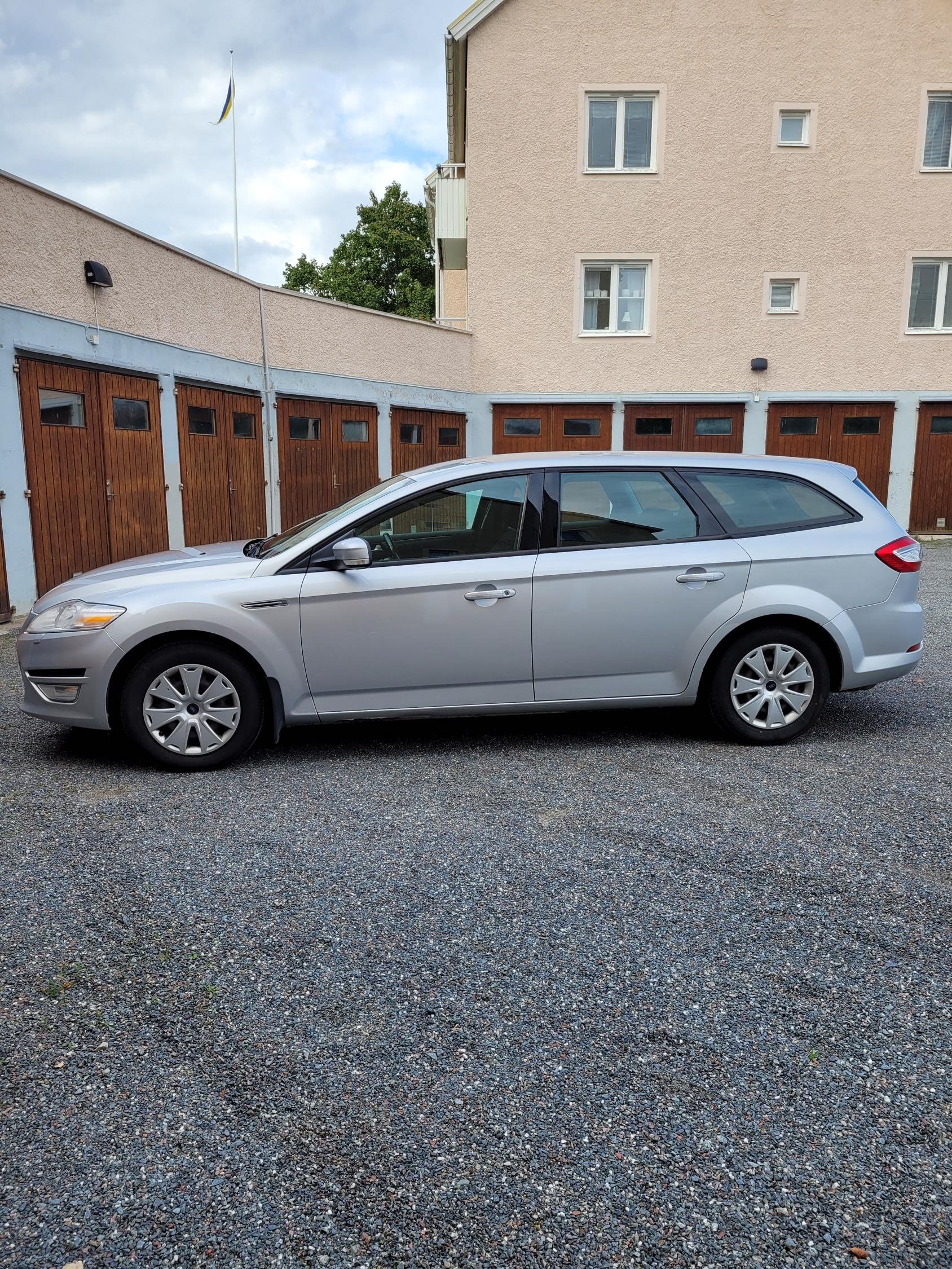 Ford Mondeo Kombi 2.0 Flexifuel Manuell, 145hk, 2011