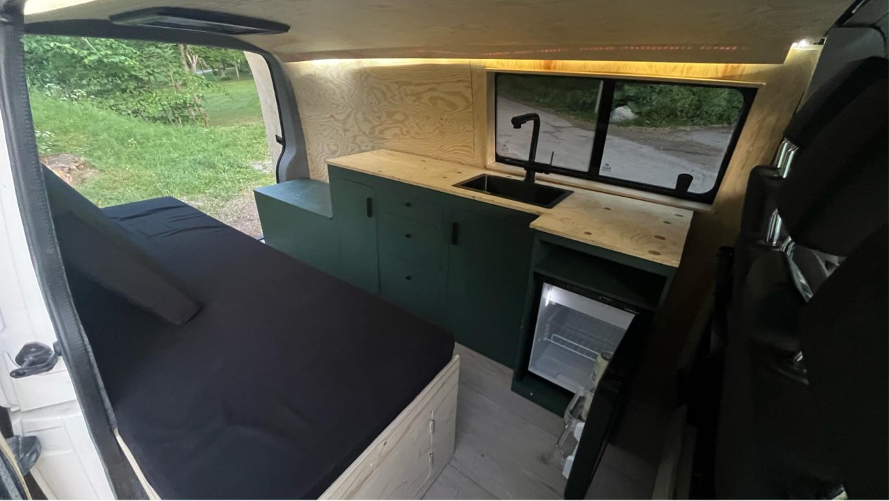 CAMPERVAN Volkswagen Transpor...