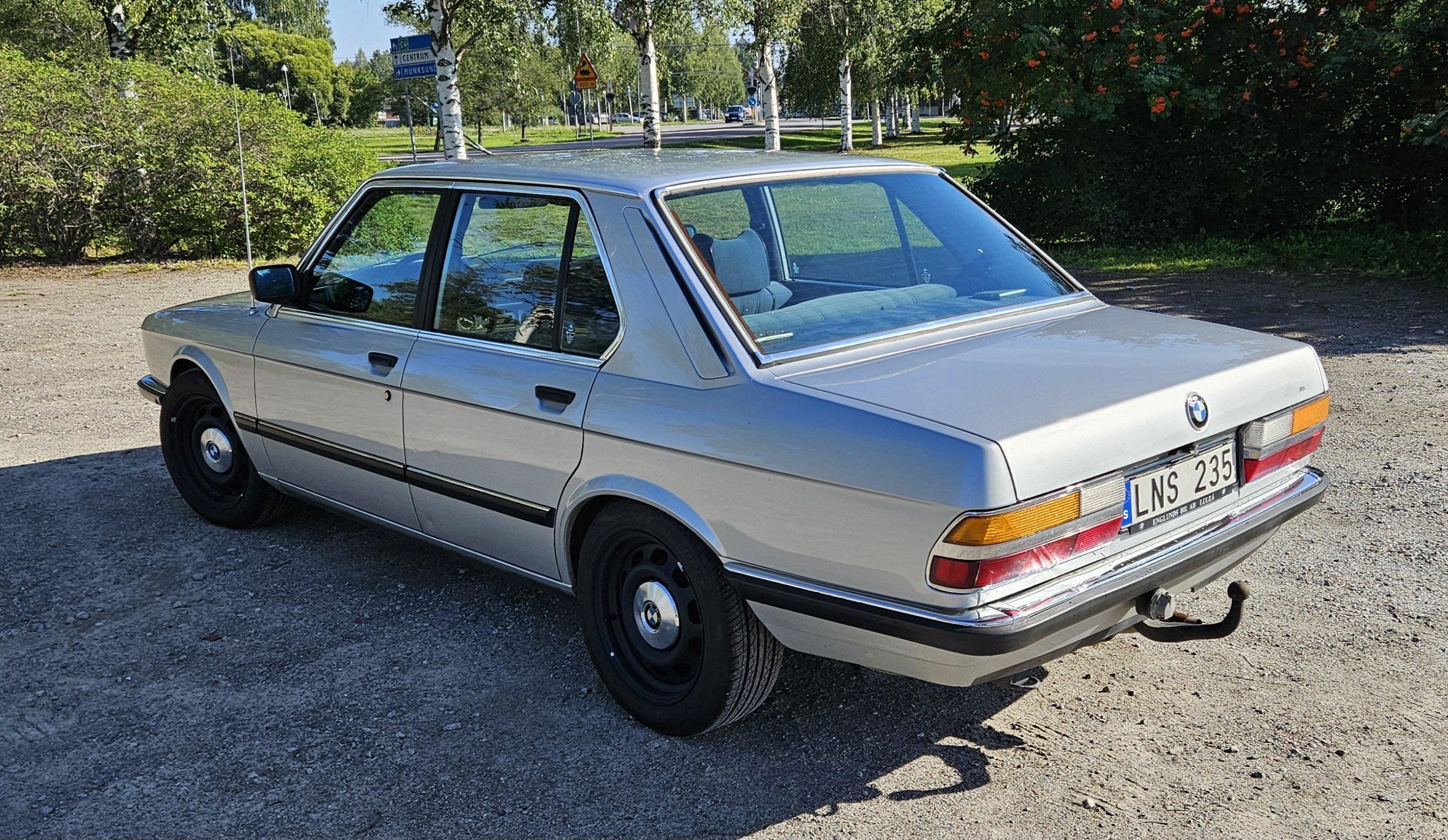 BMW 520i Manual, 125hp, 1983