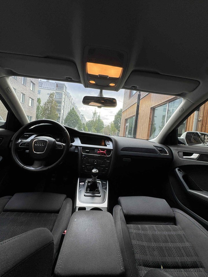 Audi A4 Avant 2.0 TDI DPF Manuell, 136hk, 2012