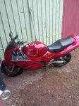 Suzuki RF900