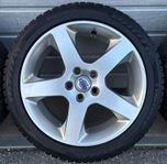 Volvo V40, V50, V60, V70 original fälgar med dubbdäck.