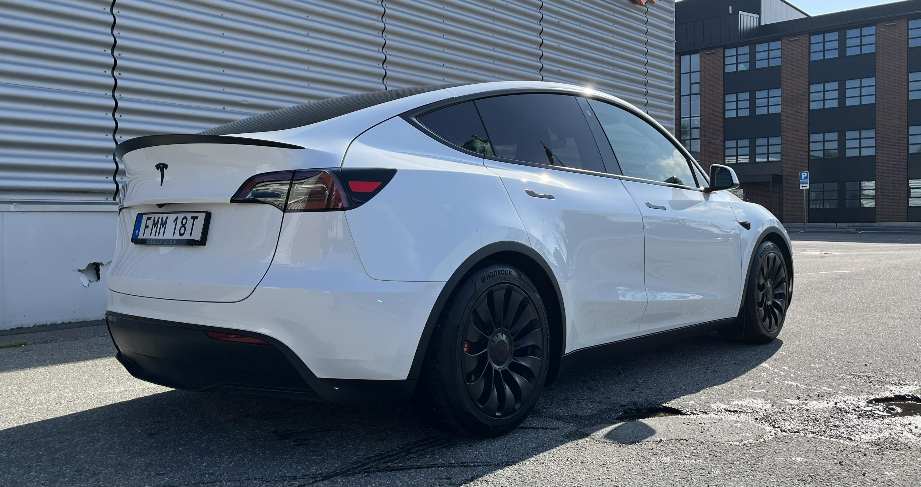 Tesla Model Y Standard Range RWD, 299hk, 2023