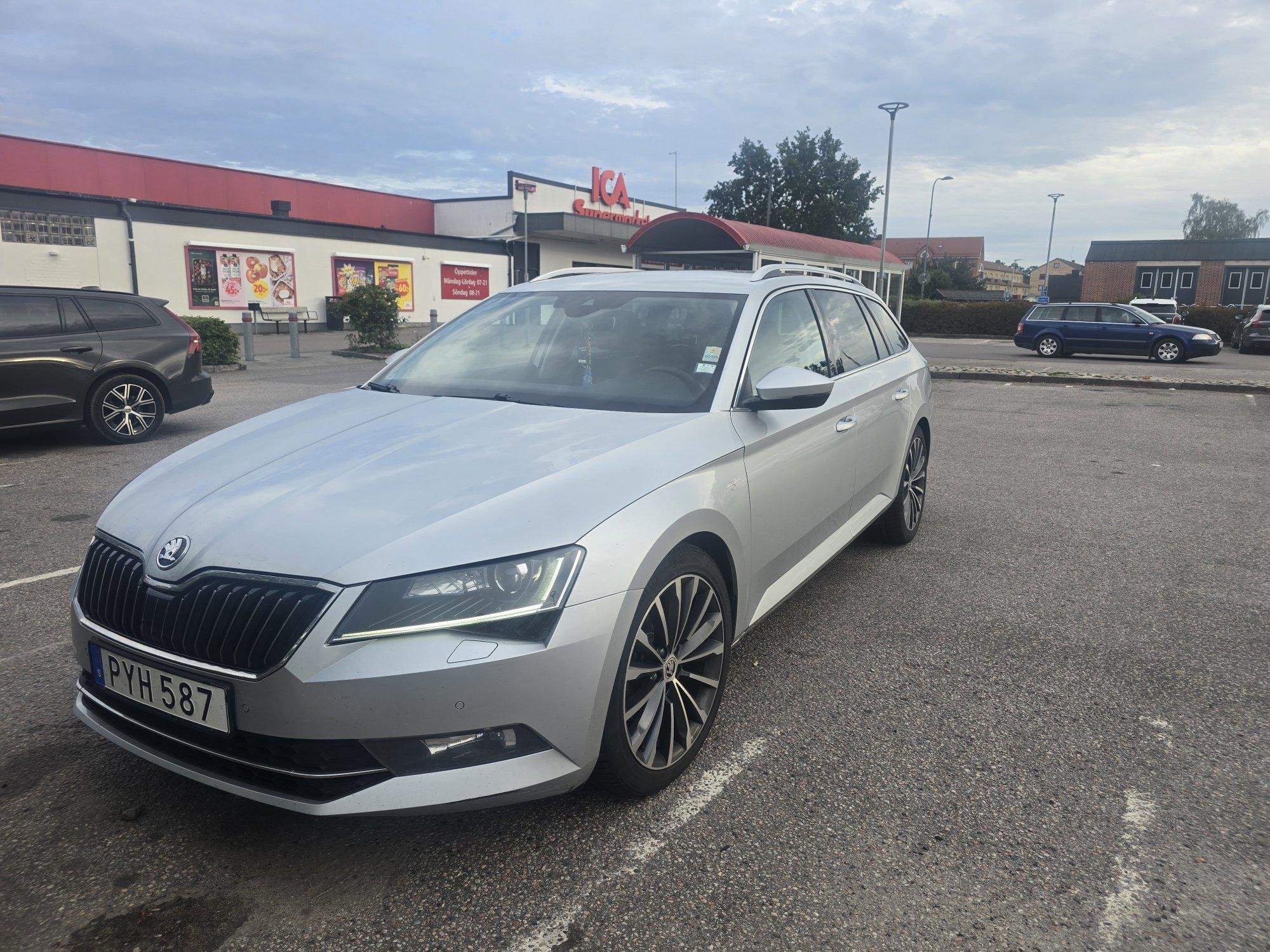 Škoda Superb Stasjonsvogn 2.0 TDI 4x4 SCR DSG sekvensiell, 6-trinn, 190hk, 2016