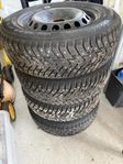 Dubbade Nokia Hakkapeliitta 185/65R15 mönster +5mm, SAAB 93