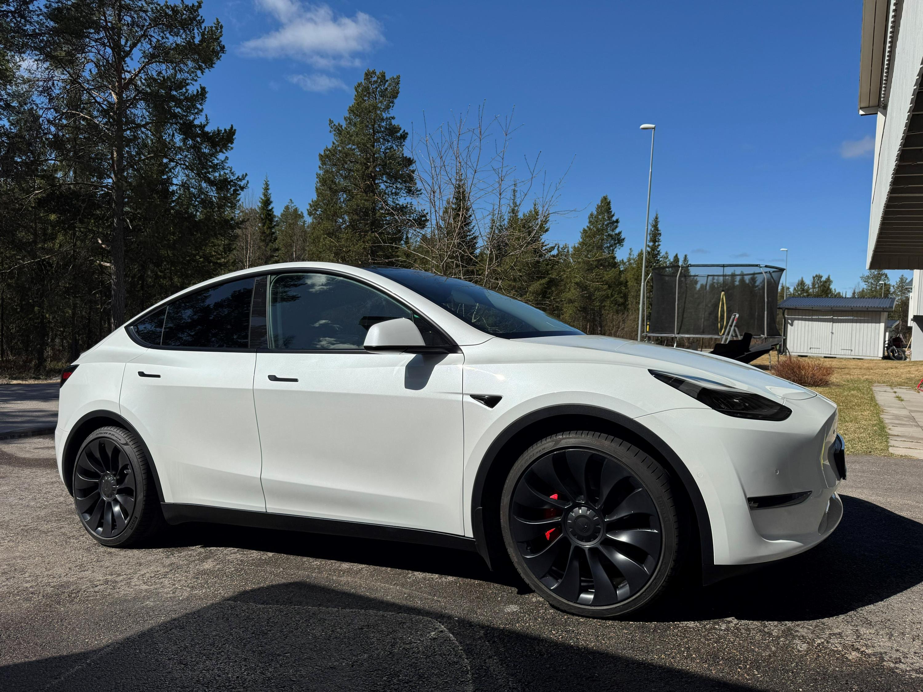 Tesla Model Y Performance, 534hk, 2022