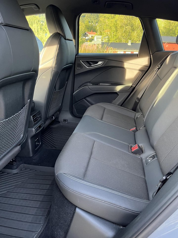 Audi Q4 50 e-tron quattro, 299hk, 2022