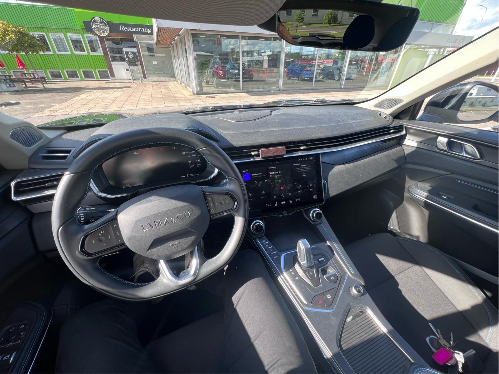 Lynk & Co 01 PHEV DDCT, 7-trinn, 261hk, 2022