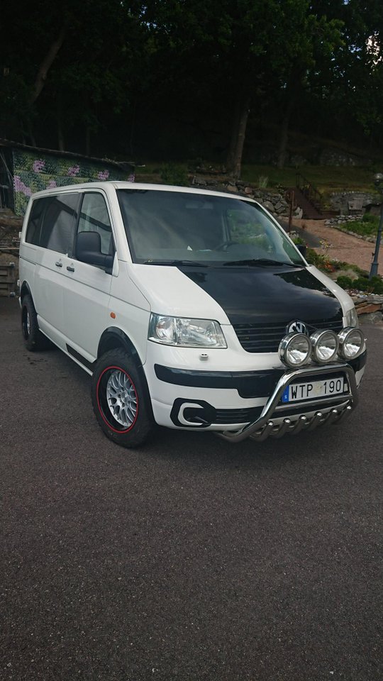 Volkswagen Transporter T5.  2...
