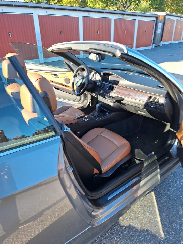 BMW 330d Convertible Automatisk, 6-trinn, 245ps, 2012