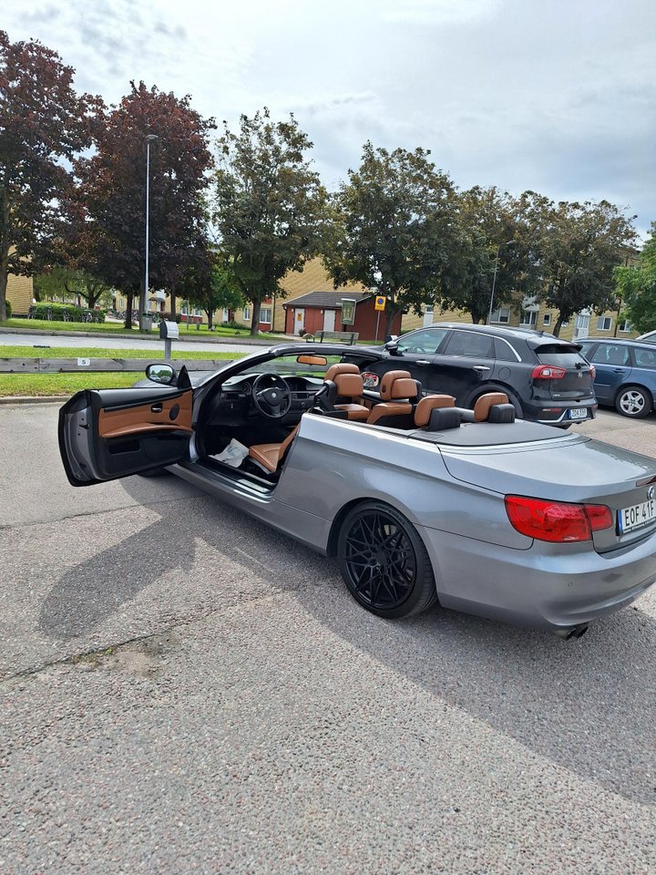 BMW 330d Convertible Automatisk, 6-trinn, 245ps, 2012