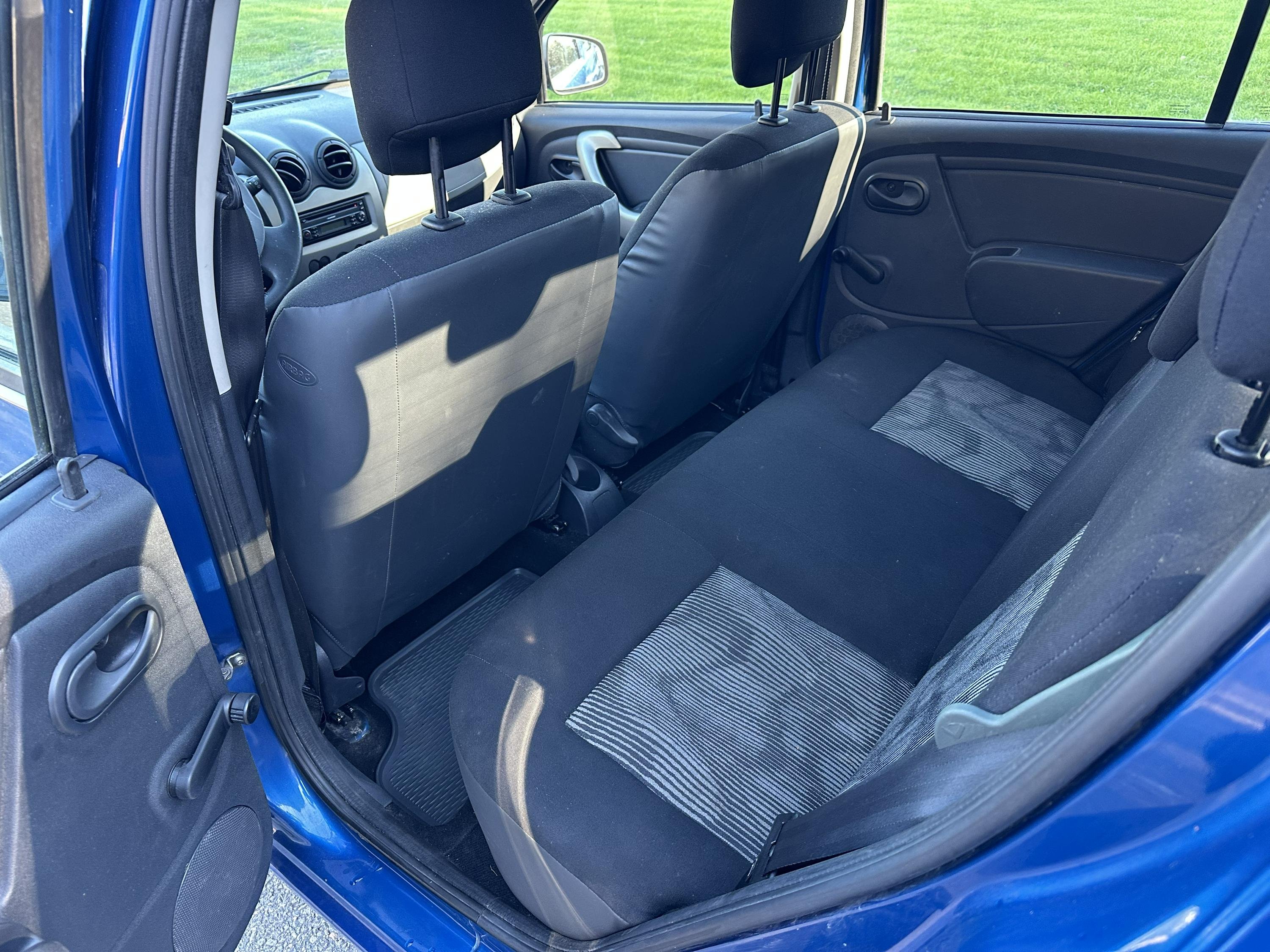 Dacia Sandero 1.6 E85 Manual, 87hp, 2010