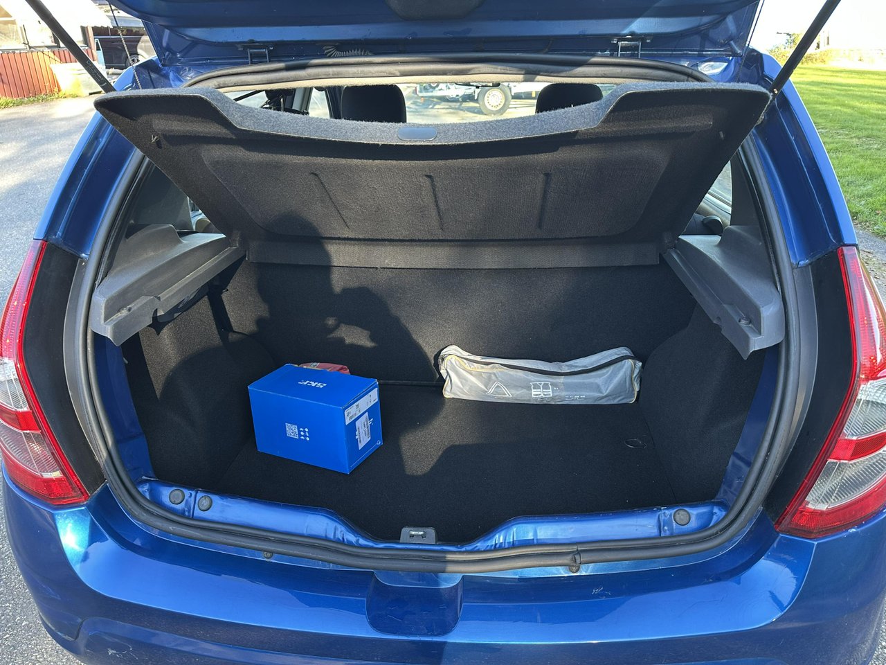 Dacia Sandero 1.6 E85 Manual, 87hp, 2010