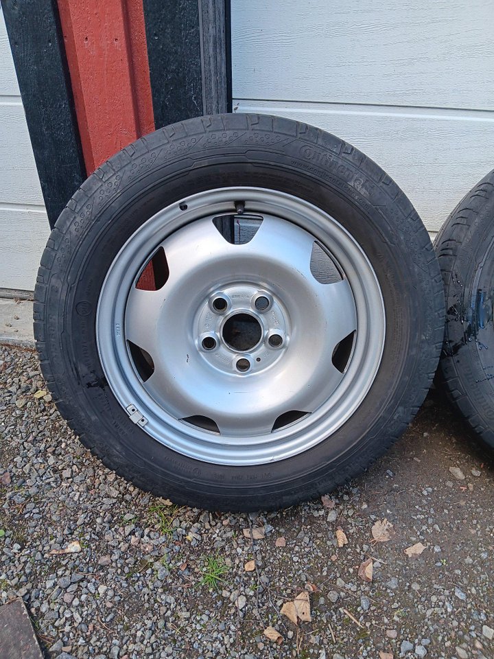 VW Transporter sommarhjul 215...