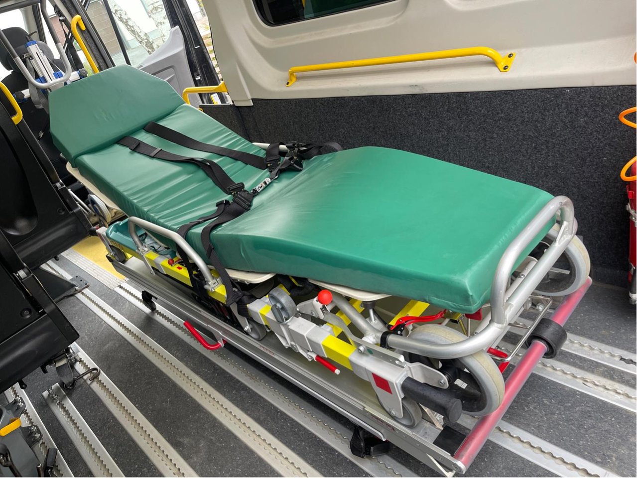 Bår 2000 MA – för trygg och e...