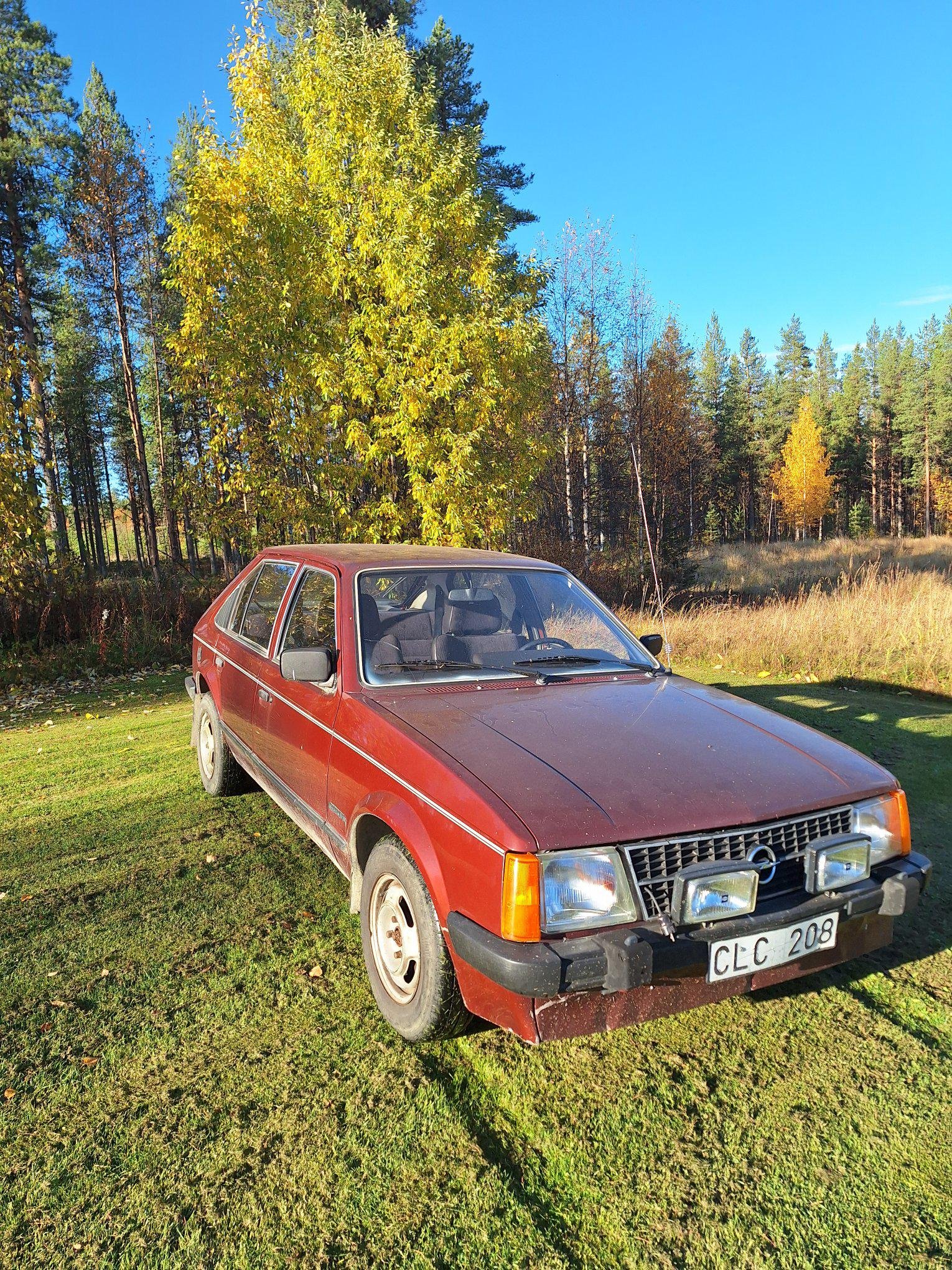 Opel Kadett 1300 S 5-dörrars Halvkombi 1.3 Manuell, 75hk, 1984