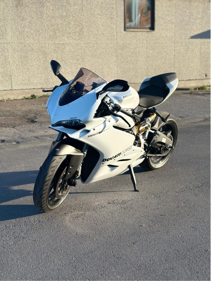 Ducati panigale 959