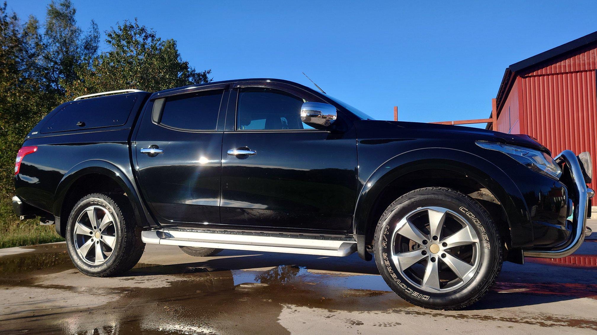 Mitsubishi L200 Double Cab 2.4 DI-D MIVEC SS-4WD-II Automatic, 181hp, 2017
