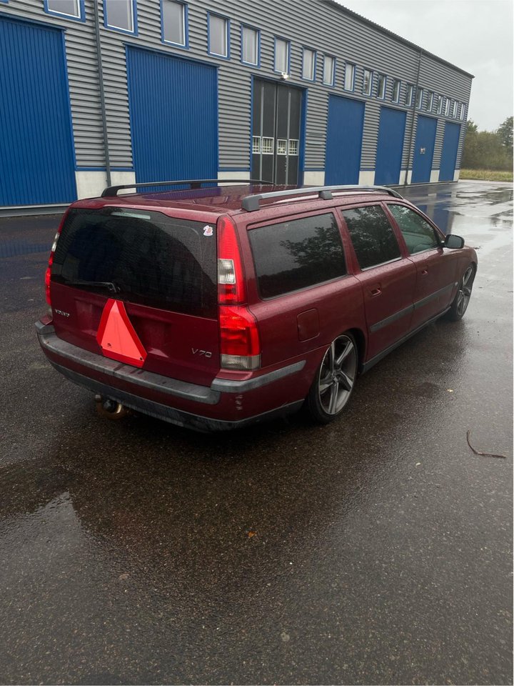 Volvo V70 2.4 Manuell, 140hk, 2004