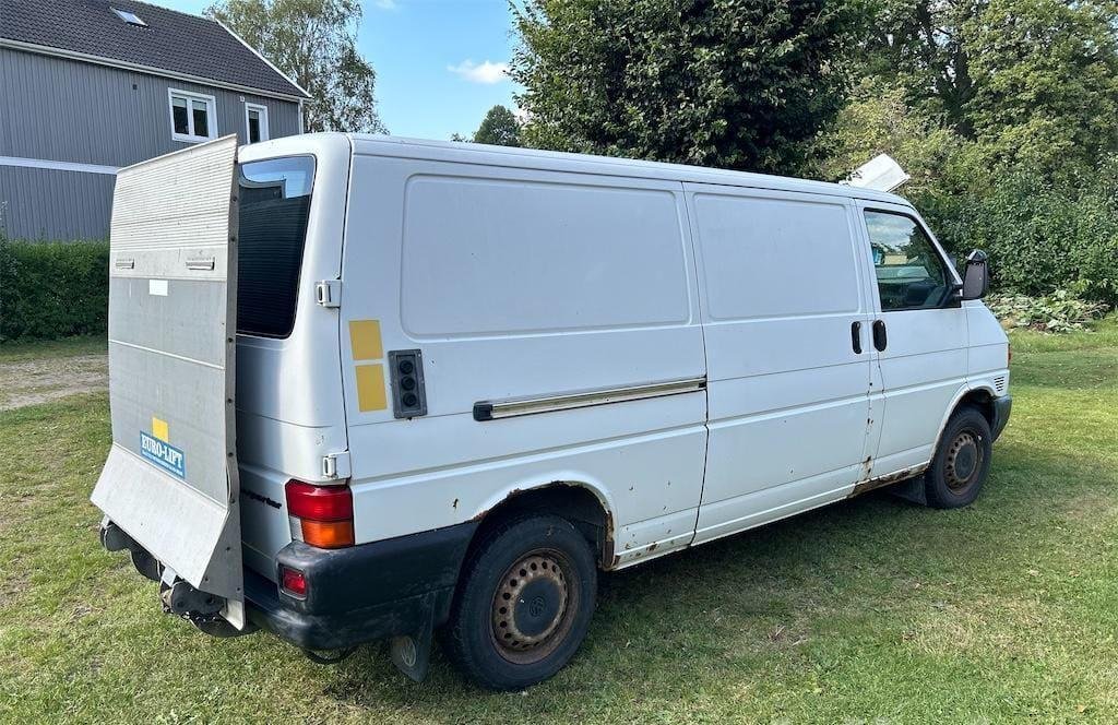 Volkswagen Transporter Carave...