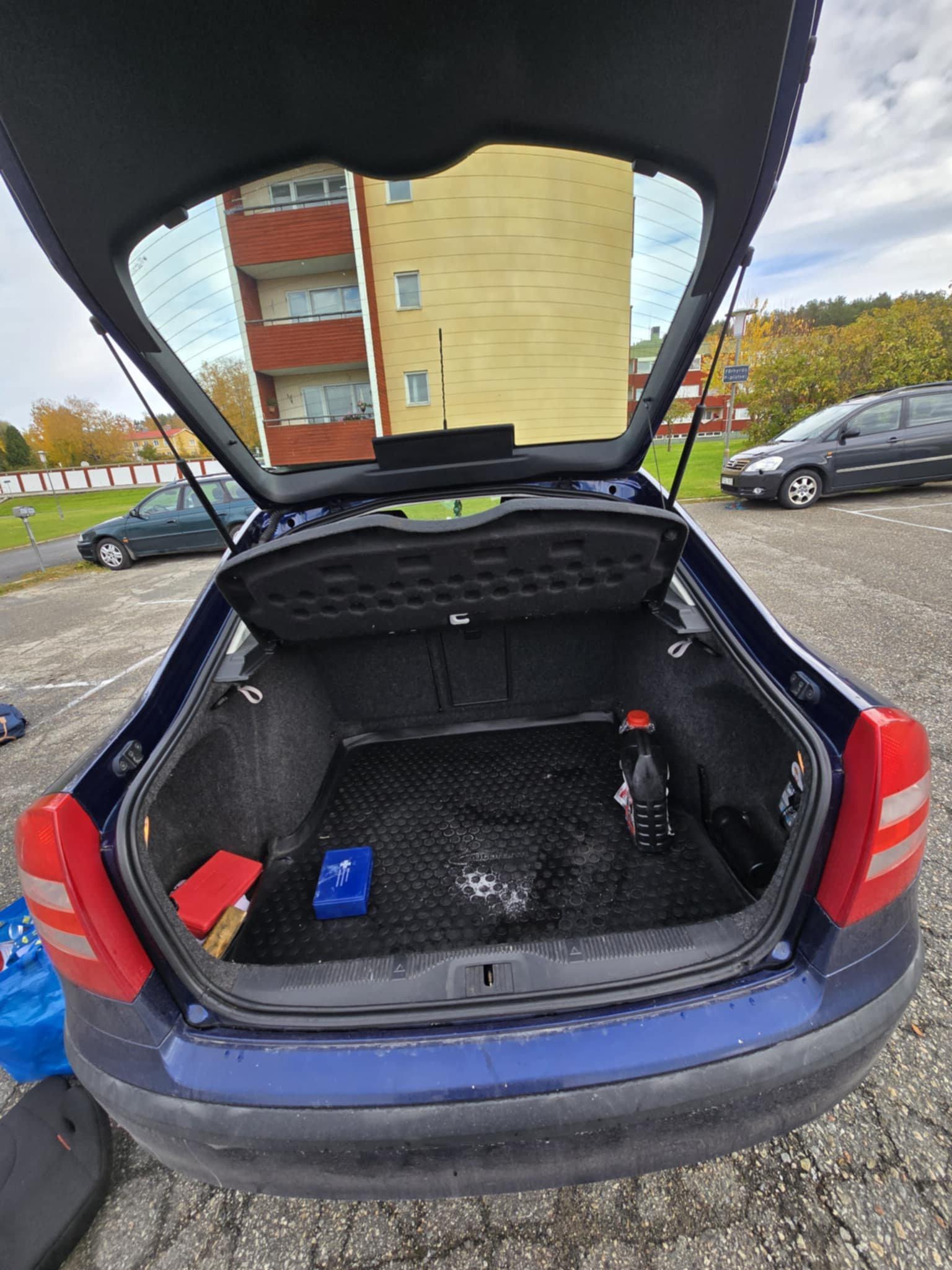 Škoda Octavia 1.6 MPI Manuell, 102hk, 2006