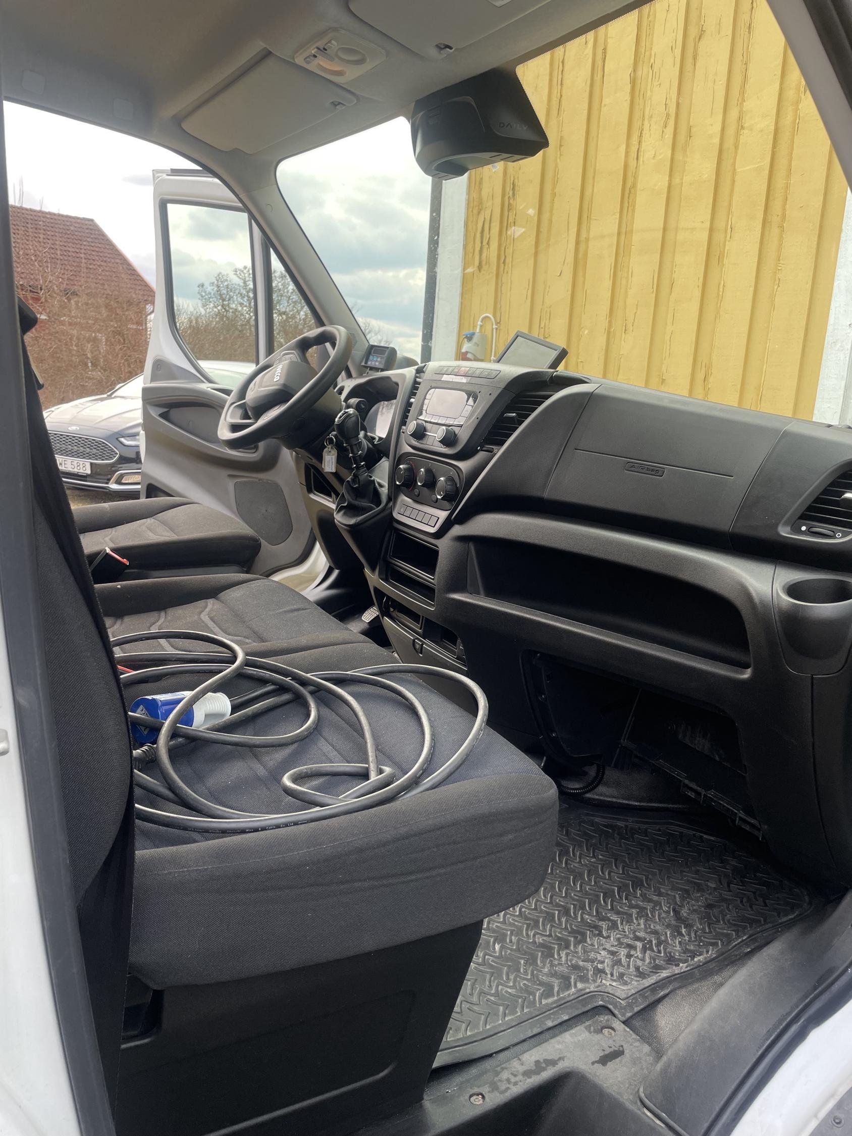 Iveco Daily 35-NP Van 3.0 JTD CNG Manuell, 6-trinn, 136hk, 2020