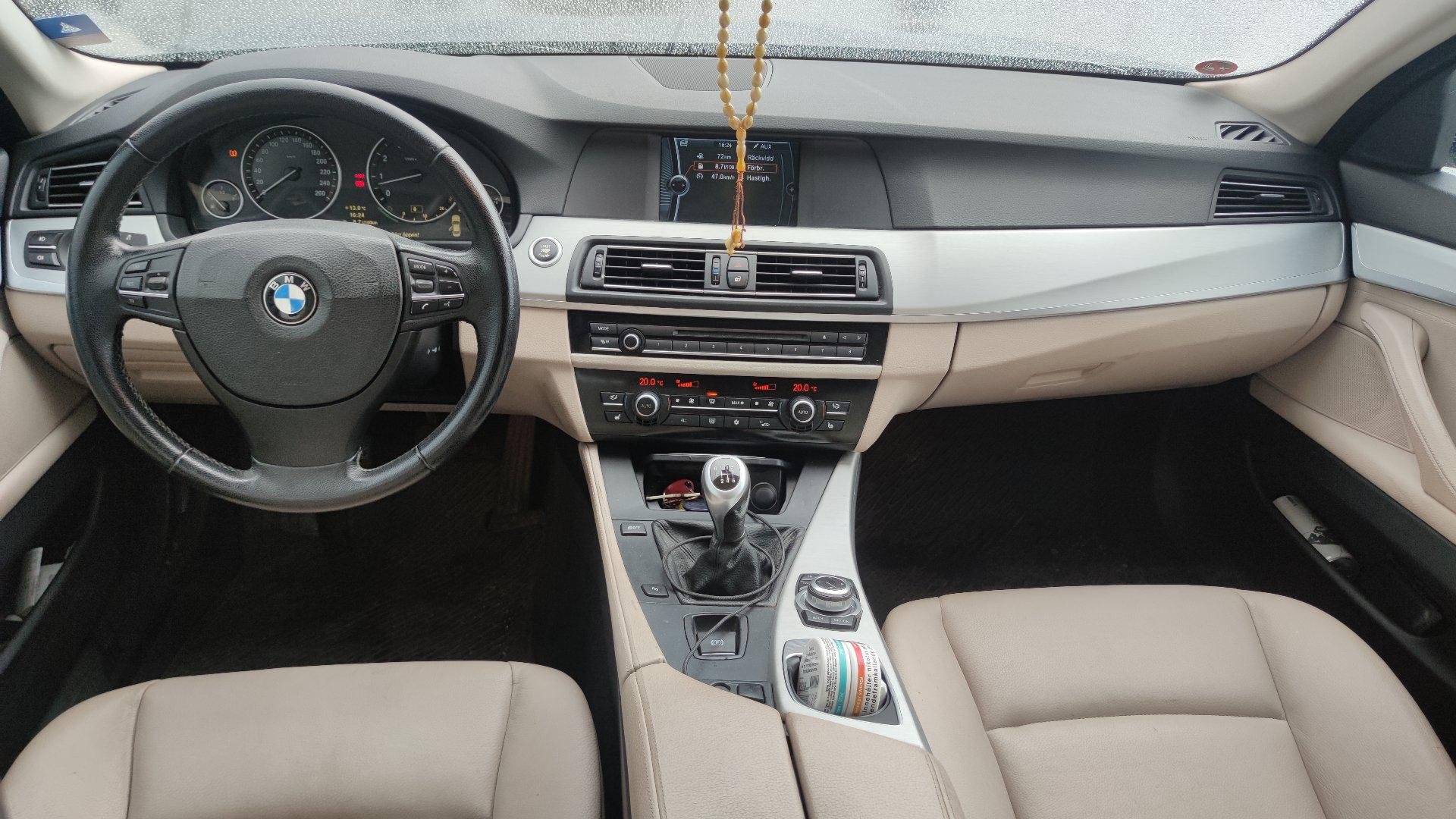 BMW 528i Sedan Manuell, 6-trinn, 258ps, 2010