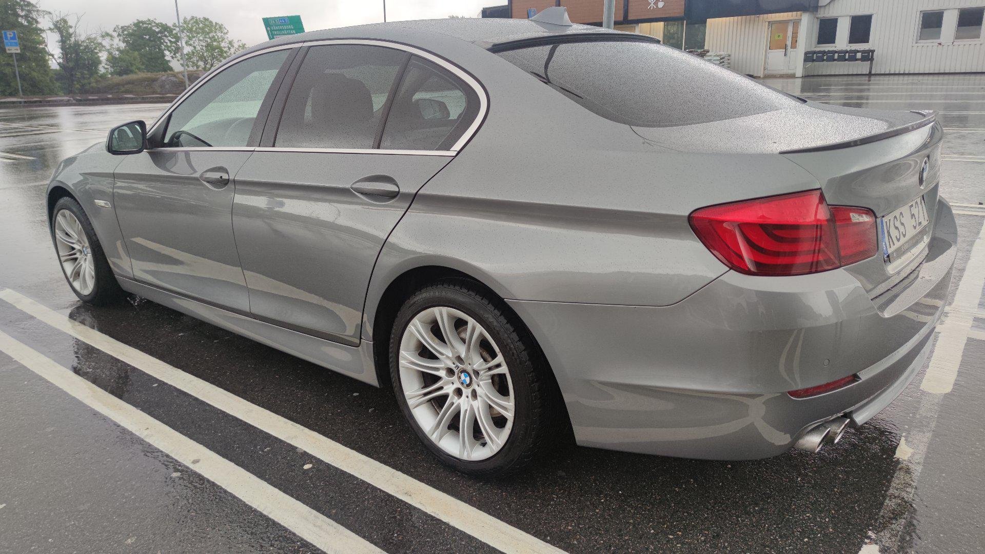 BMW 528i Sedan Manuell, 6-trinn, 258ps, 2010