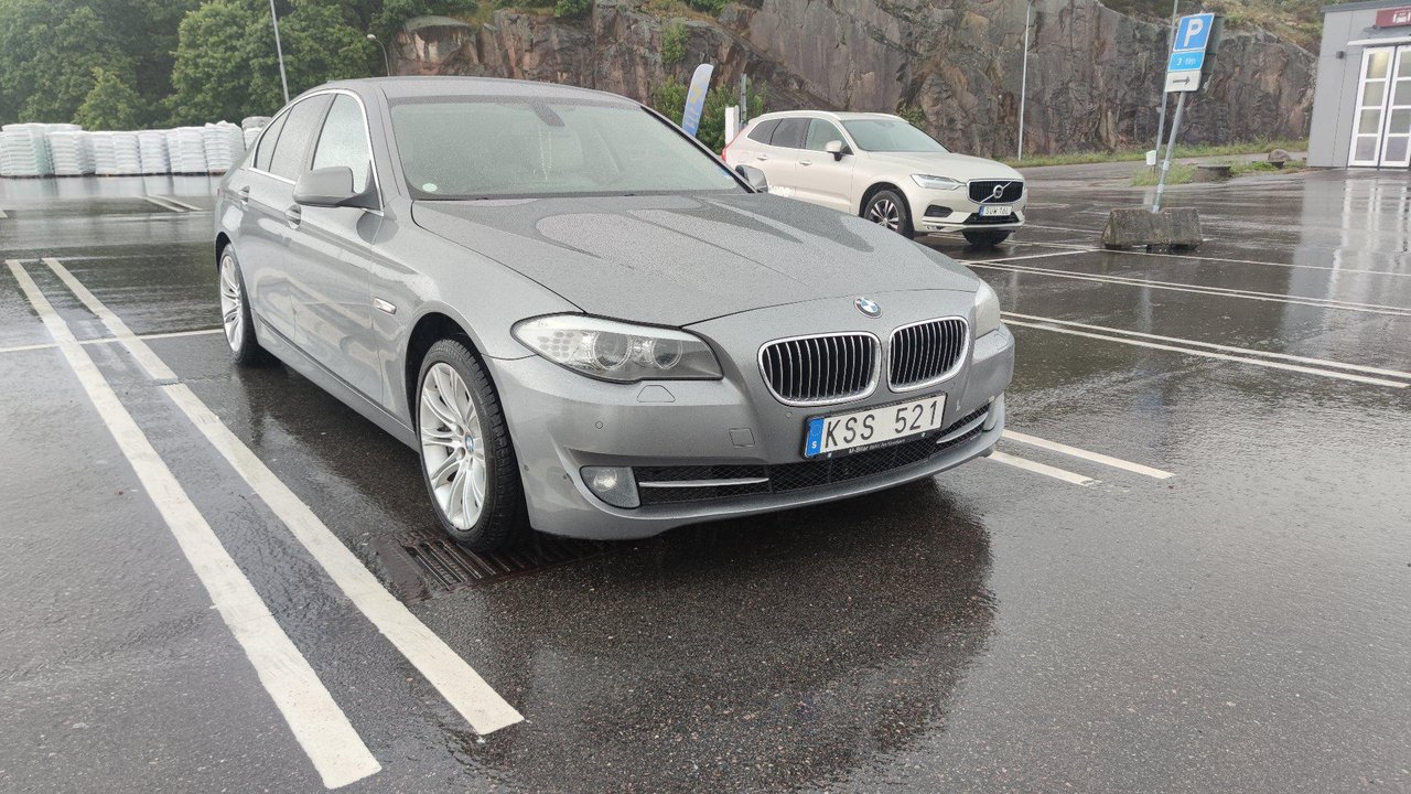 BMW 528i Sedan Manuell, 6-trinn, 258ps, 2010