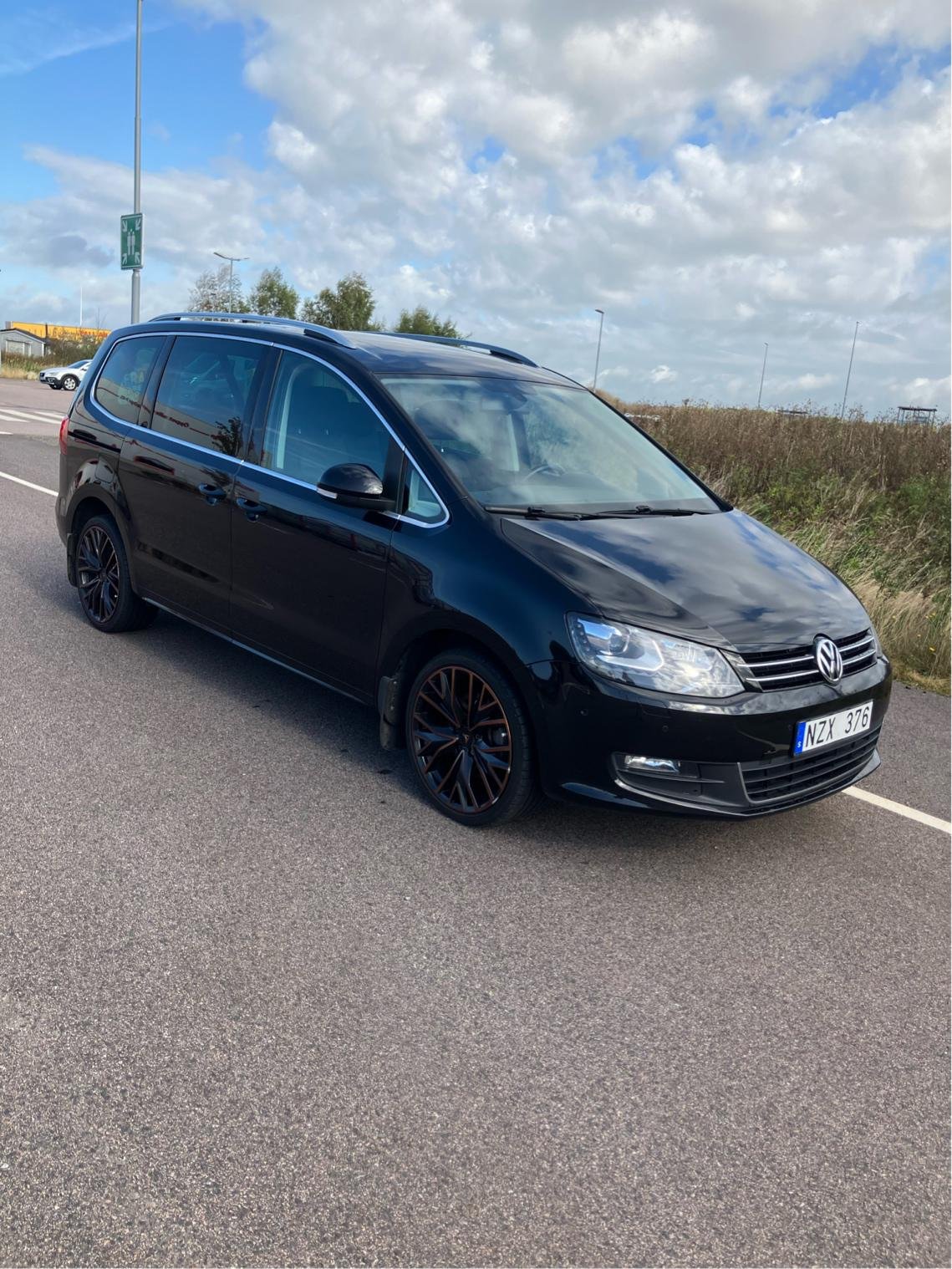 Volkswagen Sharan 7-seater 2.0 TDI DPF BMT 4Motion Manual, 140hp, 2014