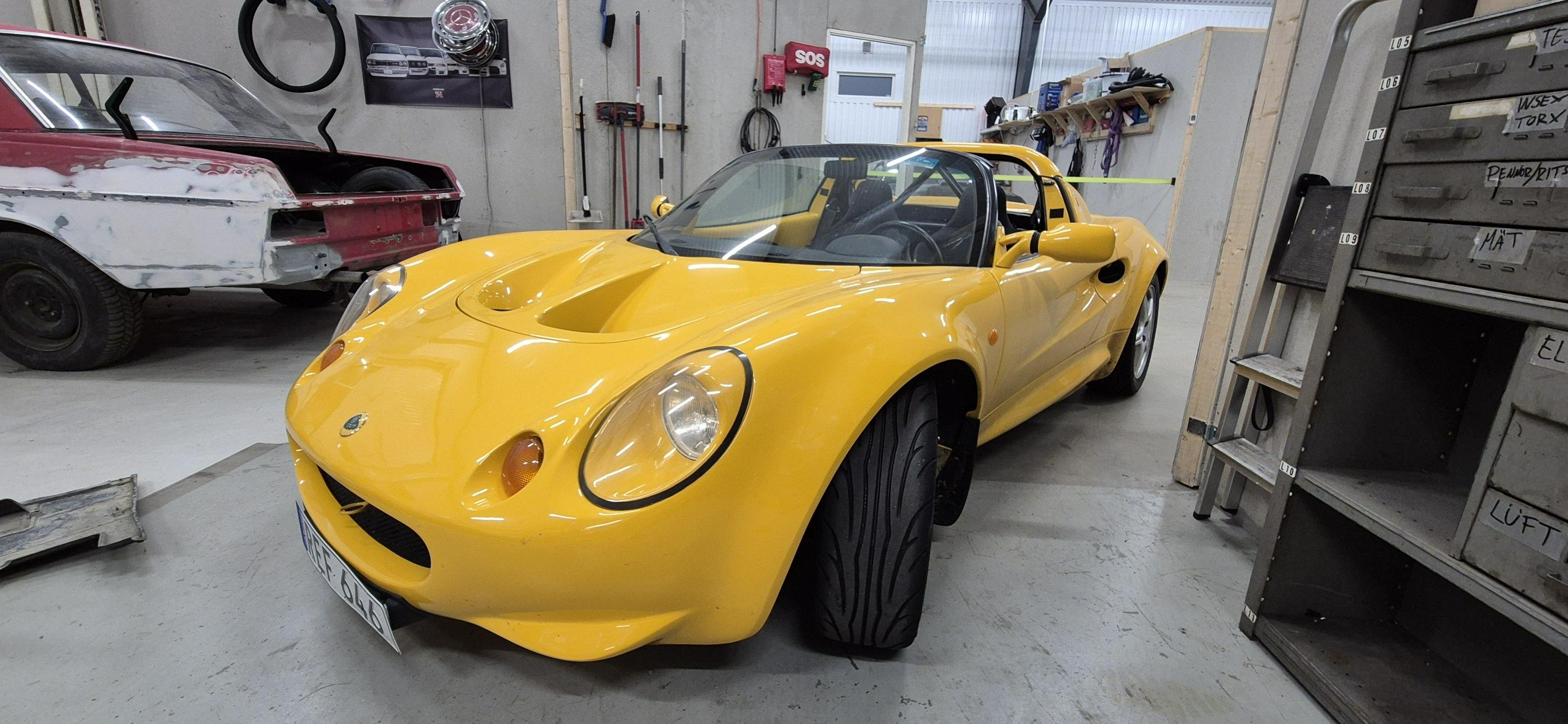 Lotus Elise 111 1.8 Manuell, 120hk, 2000