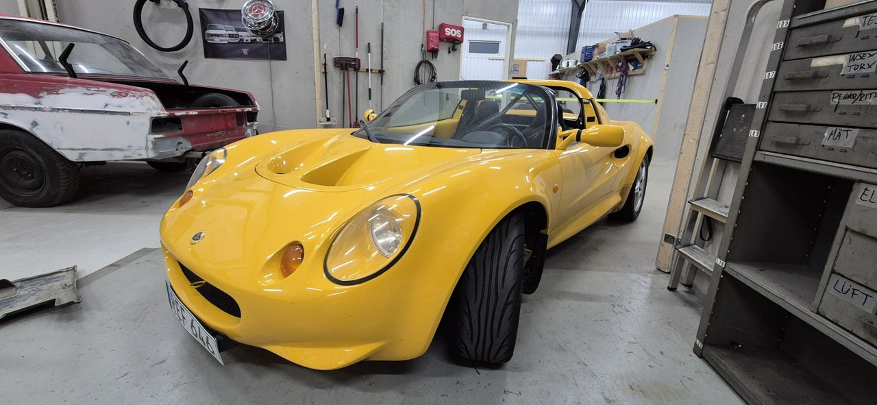 Lotus Elise 111 1.8 Manuell, 120hk, 2000