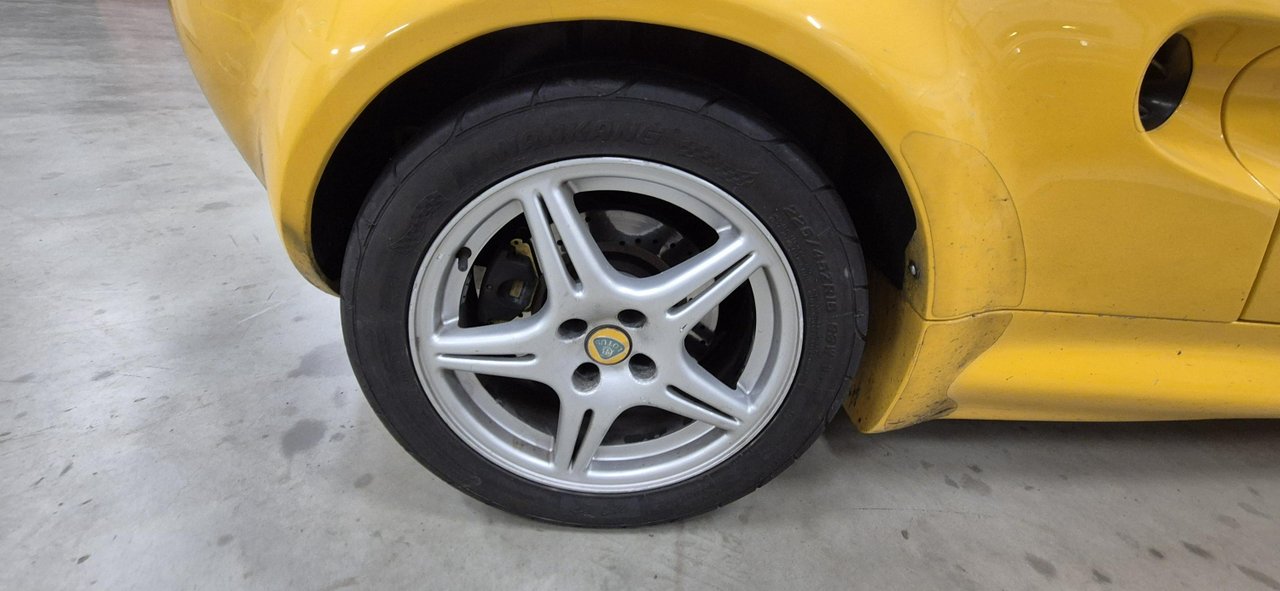 Lotus Elise 111 1.8 Manuell, 120hk, 2000