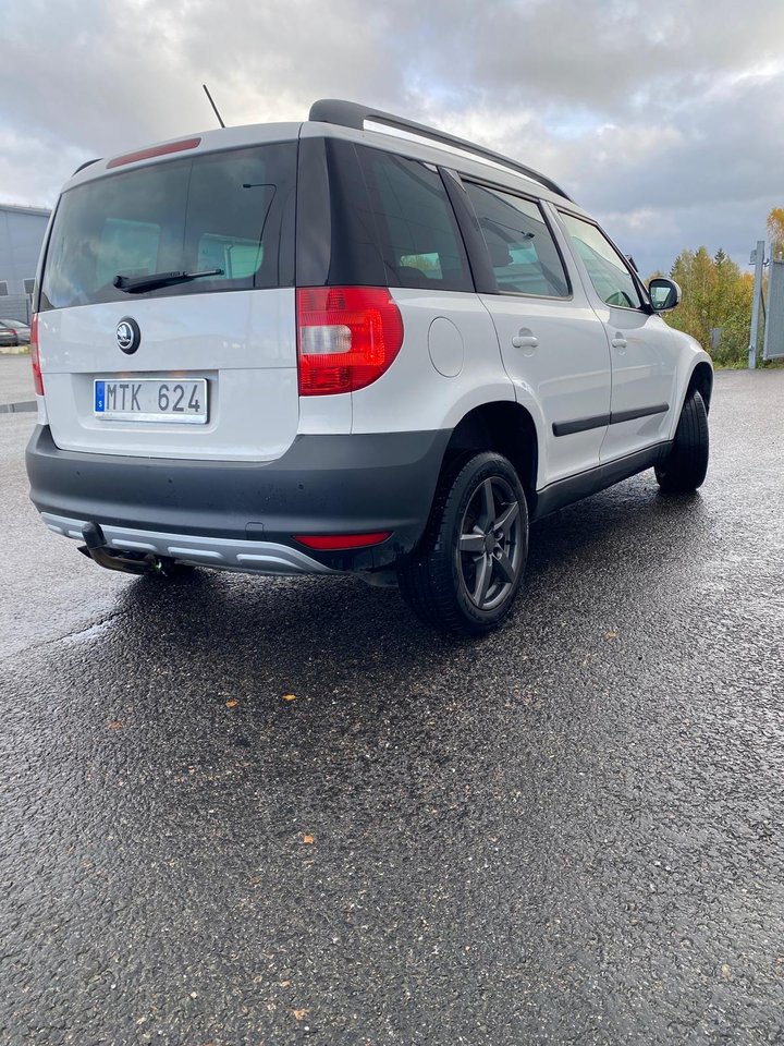 Škoda Yeti 1.2 TSI DSG sekvensiell, 7-trinn, 105hk, 2012