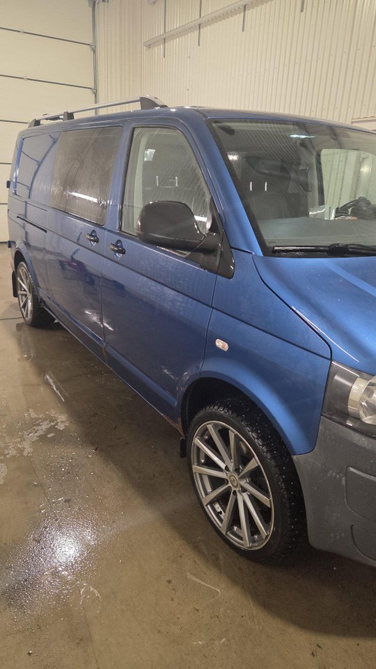 Volkswagen Transporter Kombi ...