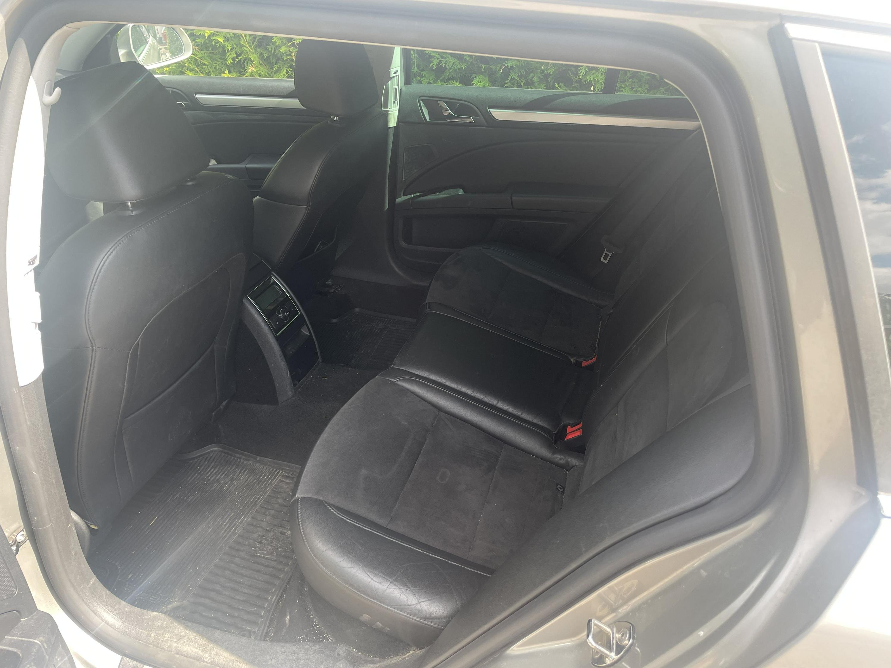 Škoda Superb Combi 1.8 TSI DSG Sequential, 160hp, 2012