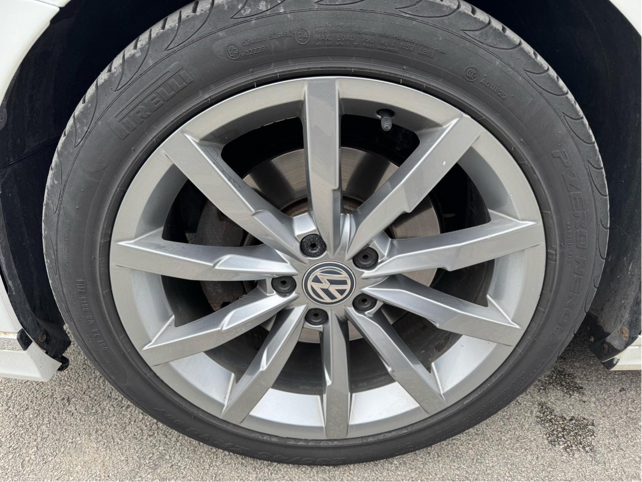 Volkswagen Passat Sportscombi 2.0 TDI DPF SCR BMT 4Motion DSG Sekventiell, 190hk, 2016