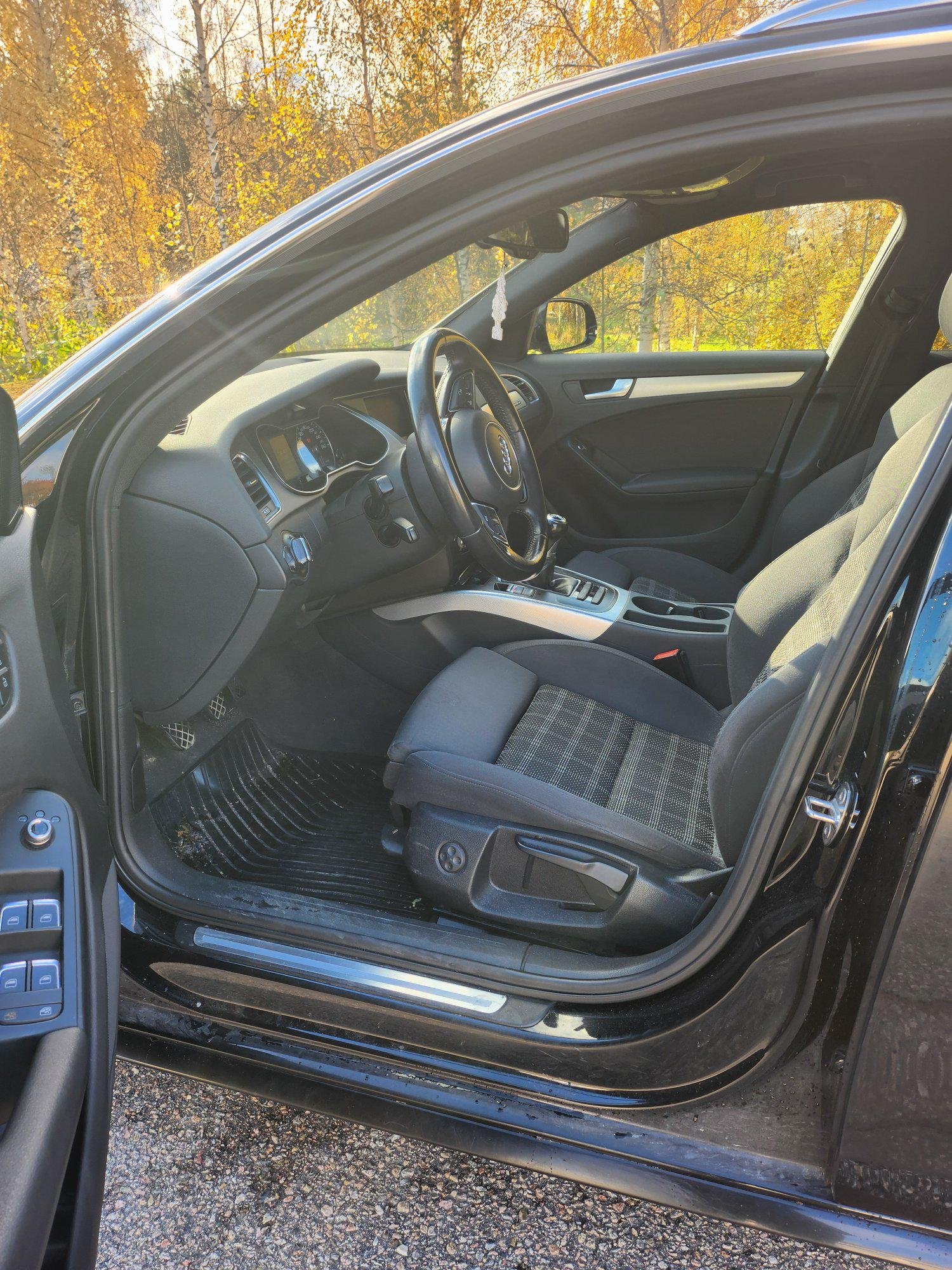 Audi A4 Avant 2.0 TDI DPF quattro Manuell, 177hk, 2014