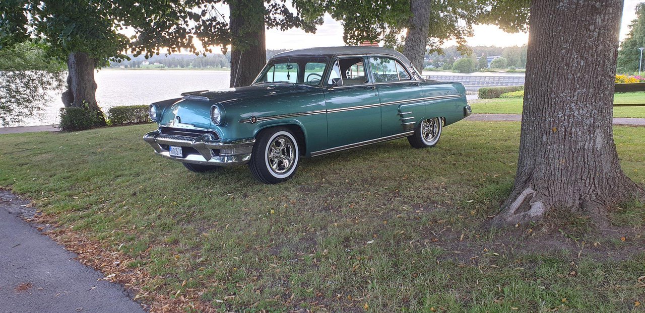 Mercury Monterey Sedan 4.2 V8 Merc-O-Matic, 162hp, 1954
