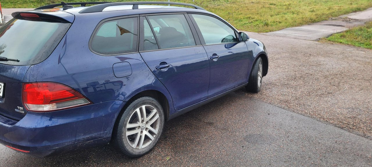Volkswagen Golf Stasjonsvogn 1.6 TDI DPF BMT Manuell, 5-trinn, 105ps, 2010