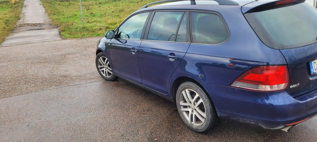 Volkswagen Golf Stasjonsvogn 1.6 TDI DPF BMT Manuell, 5-trinn, 105ps, 2010