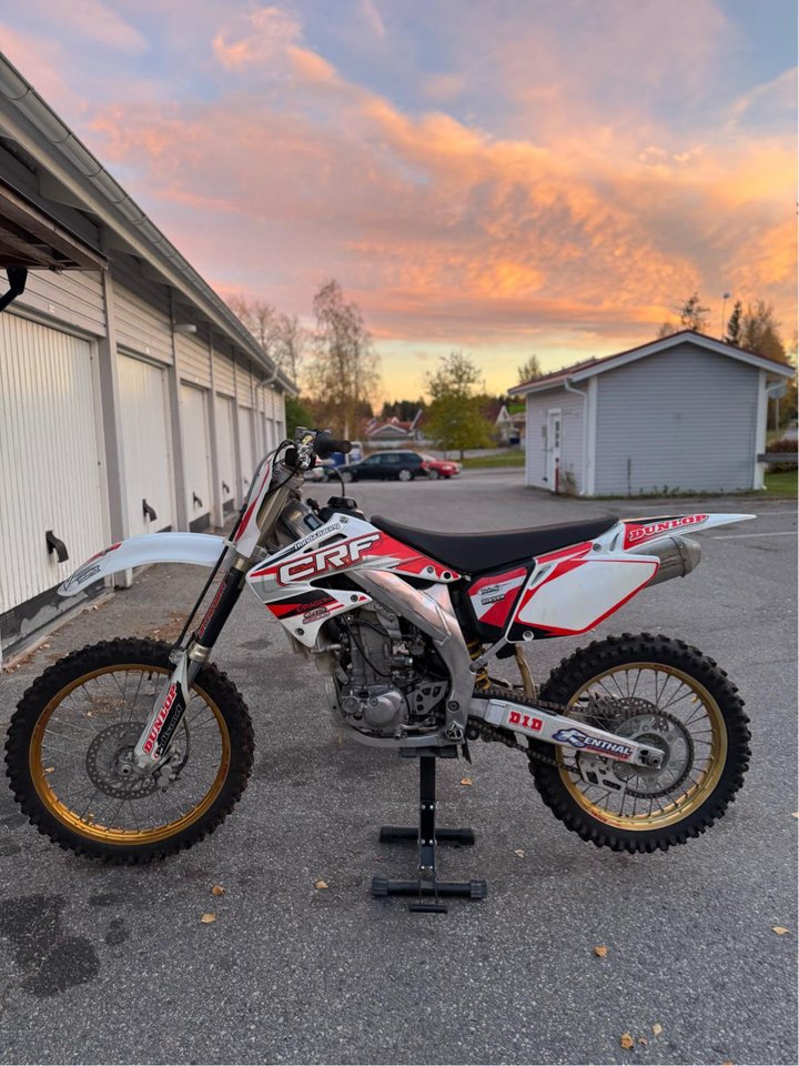 Honda CRF450 2004